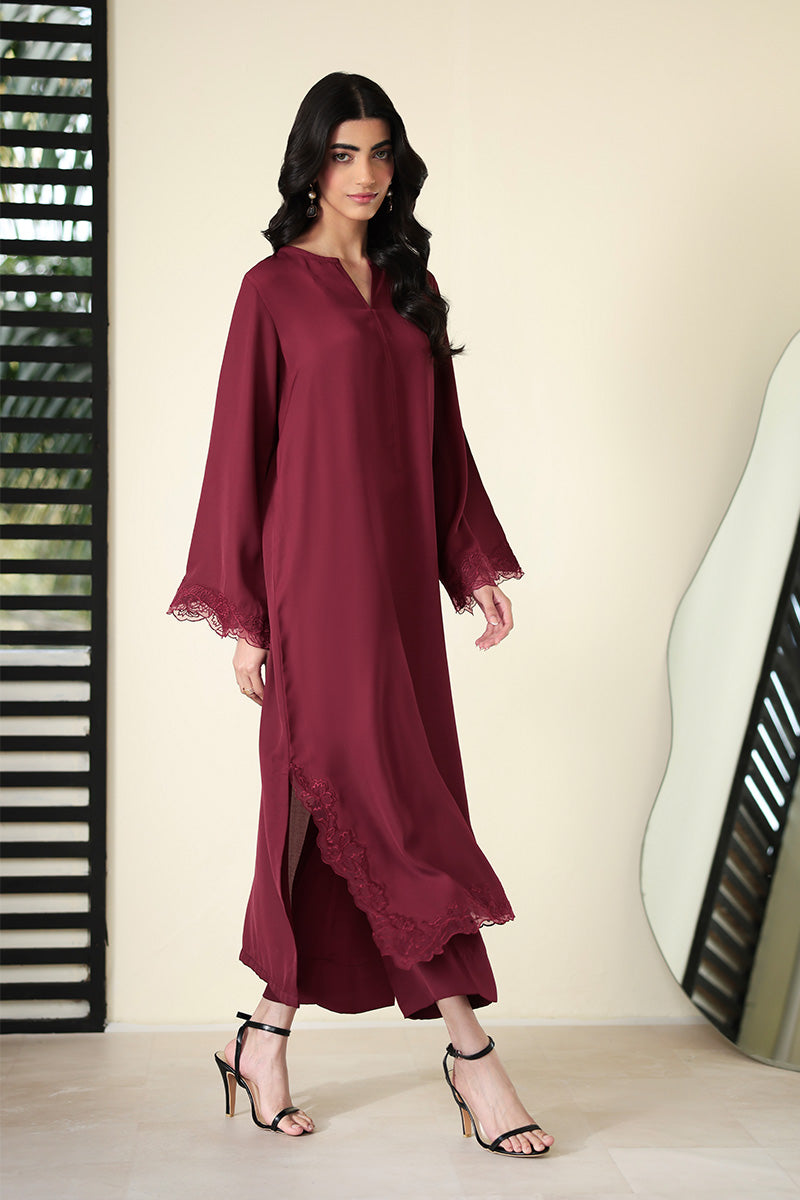 Emma Rouge – Armas Clothing