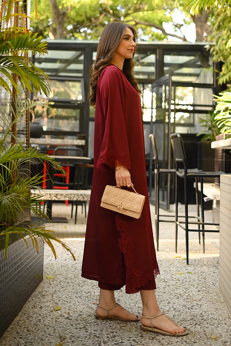 Emma Rouge – Armas Clothing